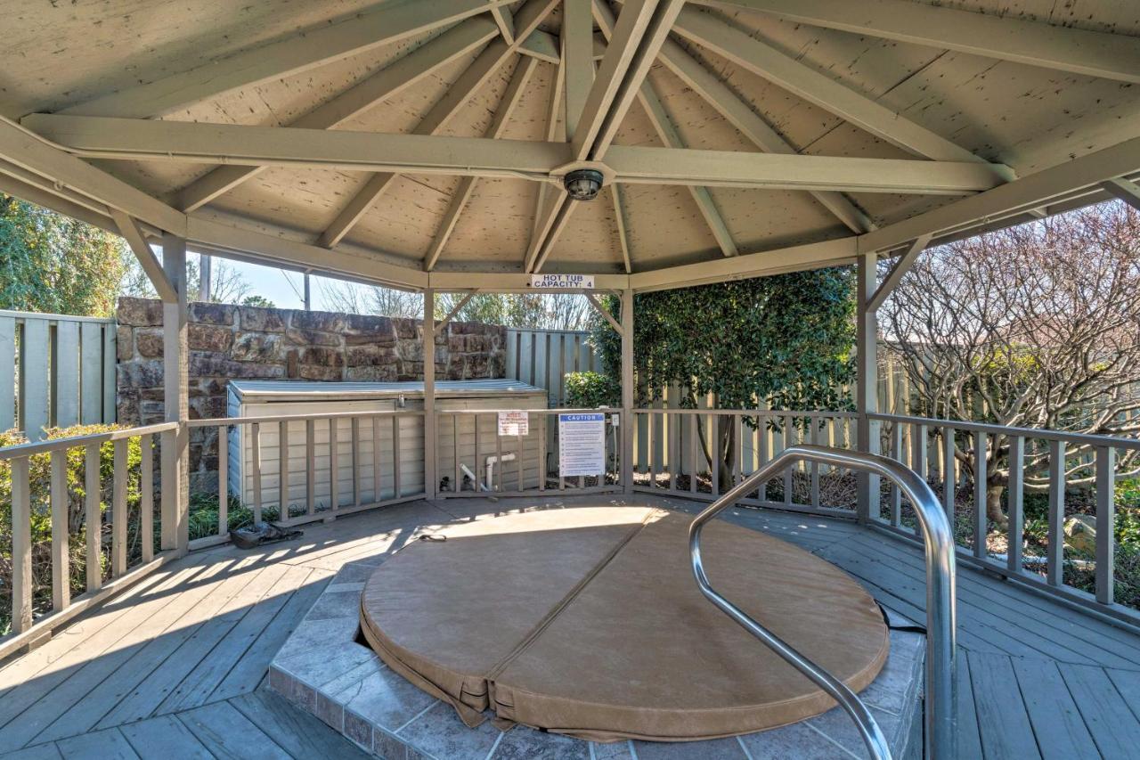 Cozy Arkansas Escape With Balcony, Pool And Hot Tub! Lake Hamilton Екстериор снимка